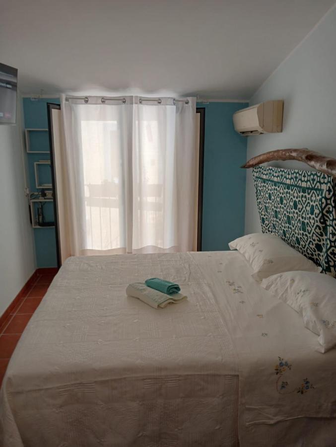 Casa Vacanze Da Clara กาสโตรวิลลารี ภายนอก รูปภาพ