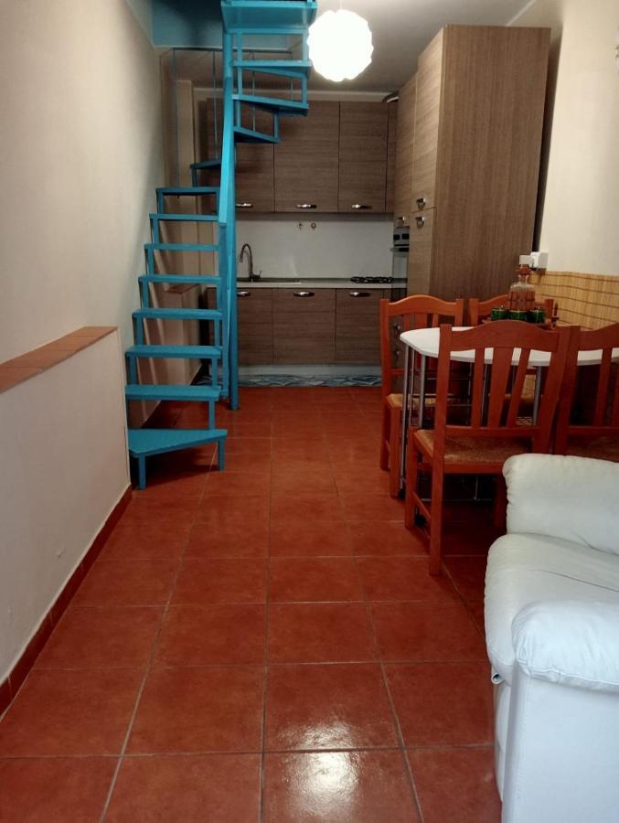Casa Vacanze Da Clara กาสโตรวิลลารี ภายนอก รูปภาพ
