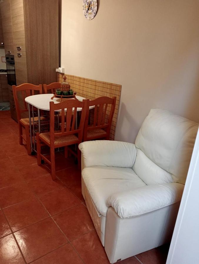 Casa Vacanze Da Clara กาสโตรวิลลารี ภายนอก รูปภาพ